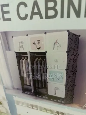 12 Cubicles Palstic Wardrobe