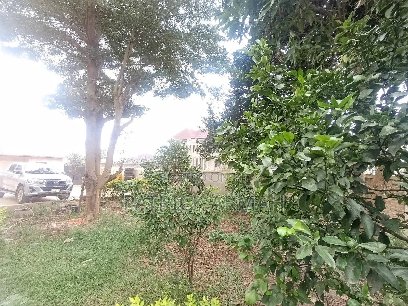 7bdrm House in Kumasi Metropolitan for sale