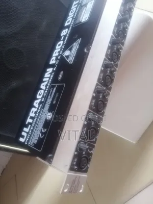 Studio Mic Preamp Behringer Ultragain Pro 8 Digital
