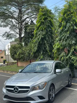 Mercedes-Benz CLA-Class CLA 250 4MATIC Sedan 2015 Silver