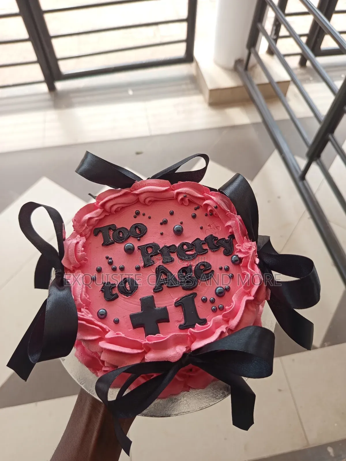 Cute Pink Birthday / Party/Vals Cake