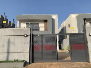 4bdrm House in Oyarifa, Ghana Flag for sale