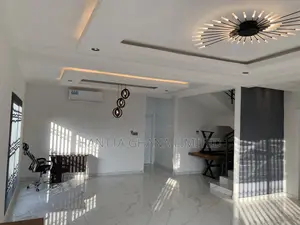 4bdrm House in Oyarifa, Ghana Flag for sale