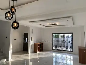 4bdrm House in Oyarifa, Ghana Flag for sale