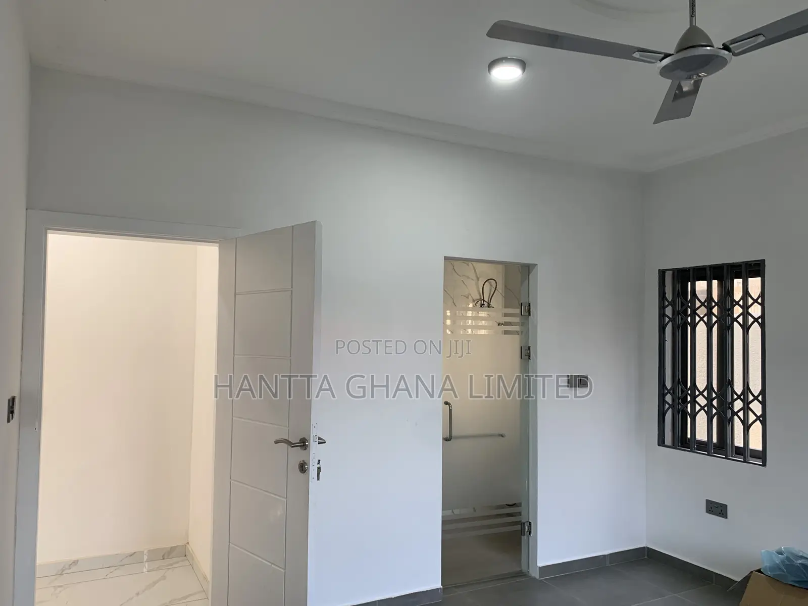 4bdrm House in Oyarifa, Ghana Flag for sale