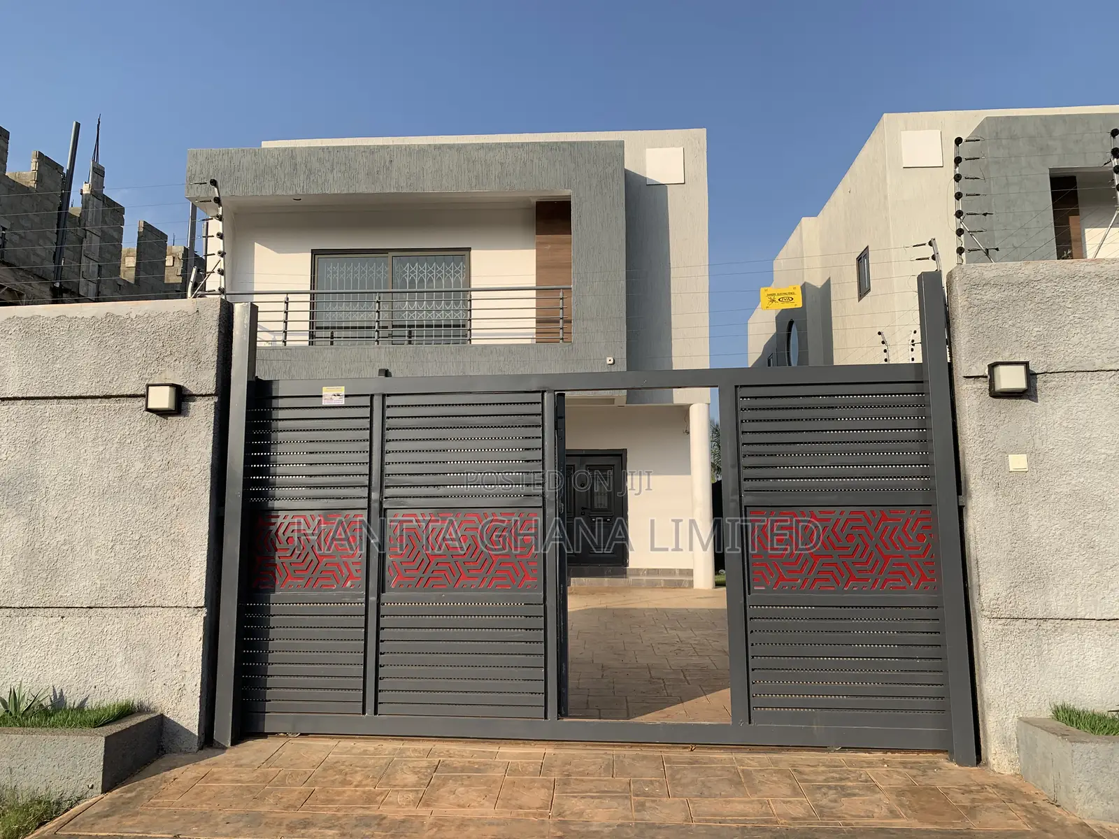 4bdrm House in Oyarifa, Ghana Flag for sale