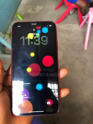 Apple iPhone 11 128 GB Red