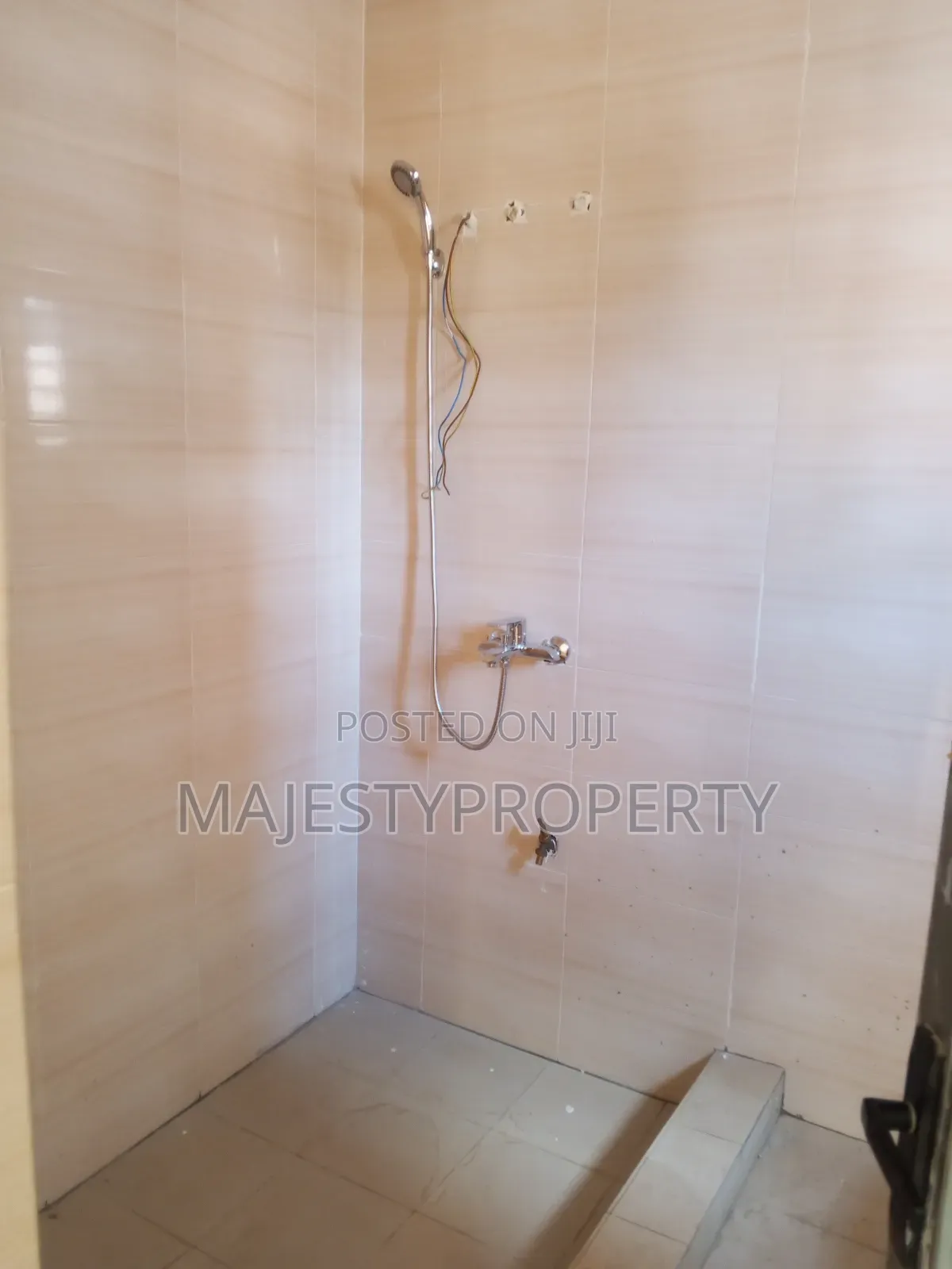 2bdrm Apartment in Spintex for rent