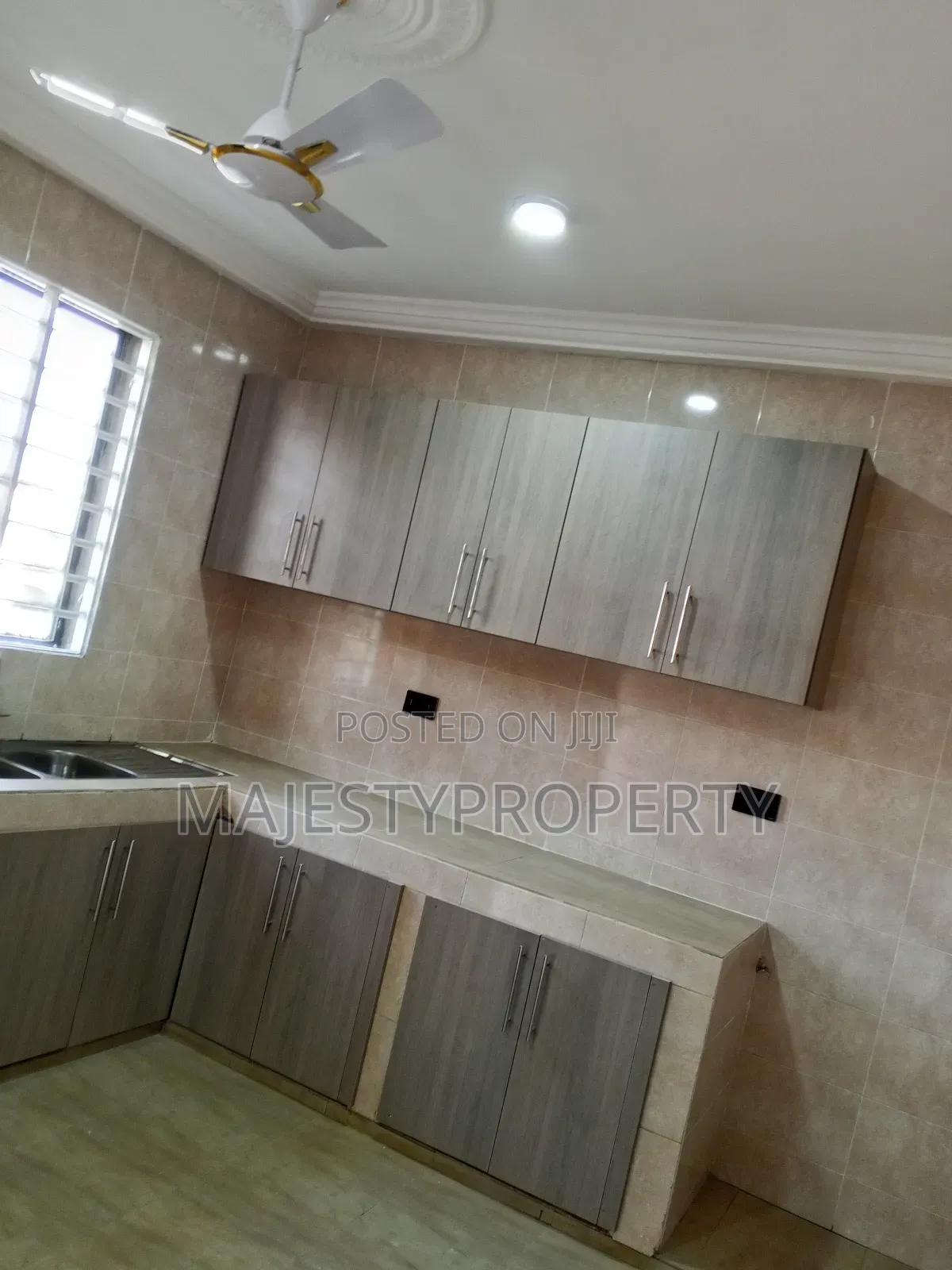 2bdrm Apartment in Spintex for rent