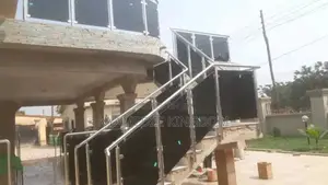Durable Glass With Stainless Steel Balustrade