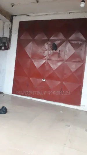 Large Shop for Rent at Lapaz