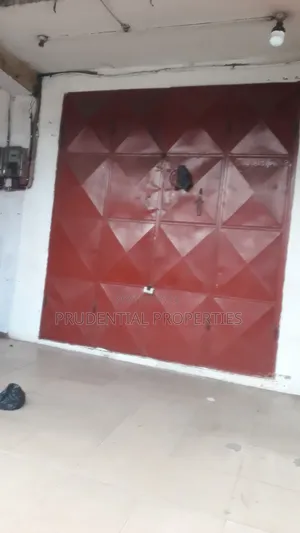 Large Shop for Rent at Lapaz
