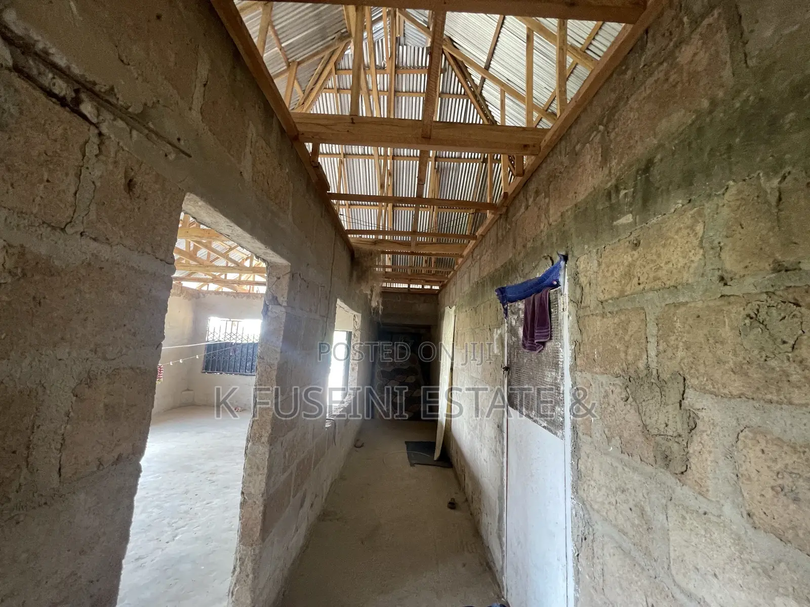 3bdrm House in K Fuseini Estate, Kwabre for sale