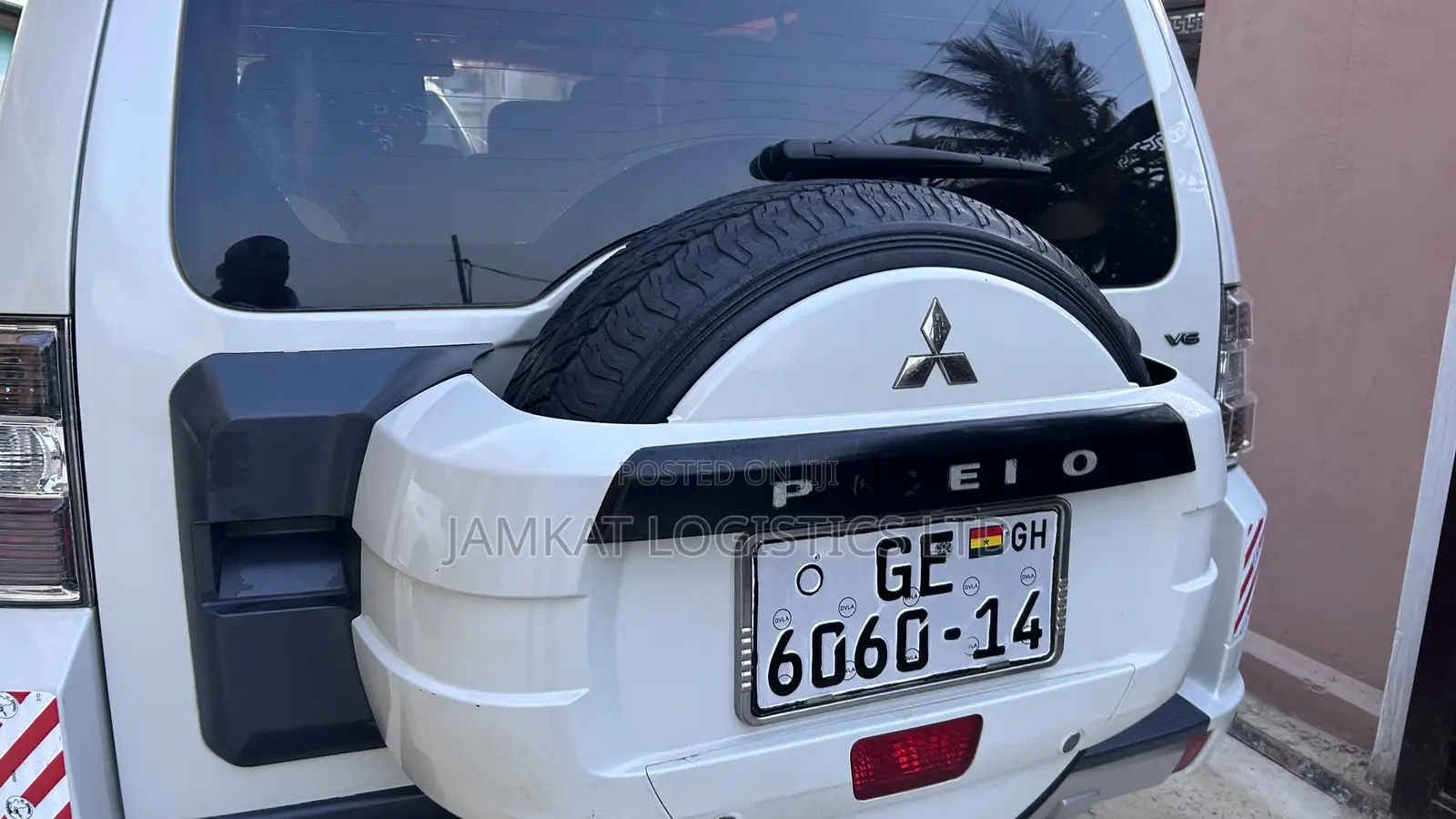 Mitsubishi Pajero V80 3.0 VR-I 2014 White