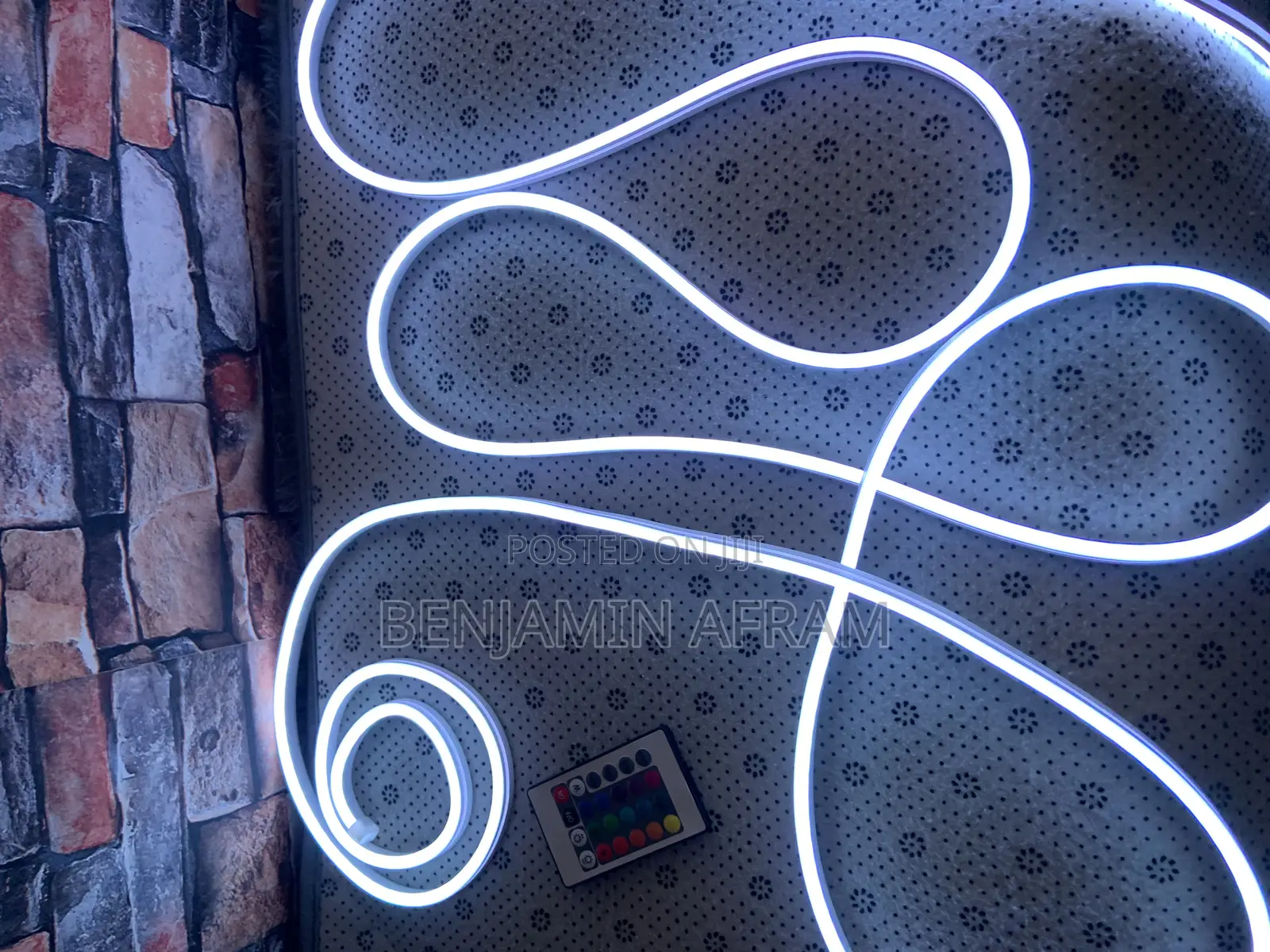 High Pro Neon Music Detector Light