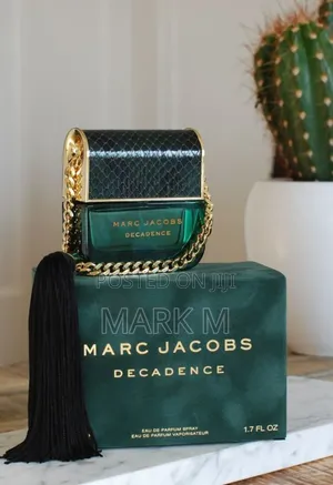 Marc Jacobs Decadence