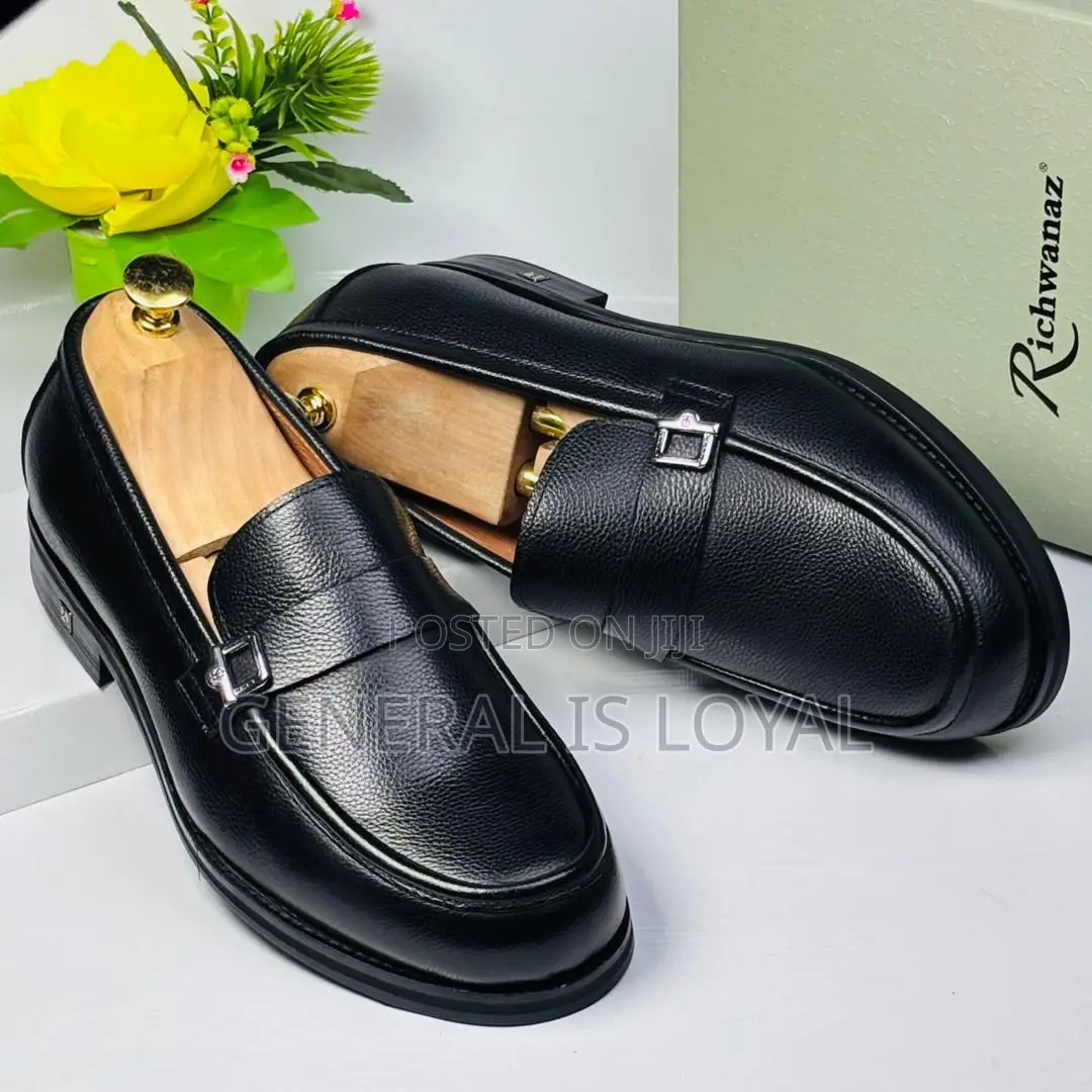 Richwanz Black Loafers Shoe