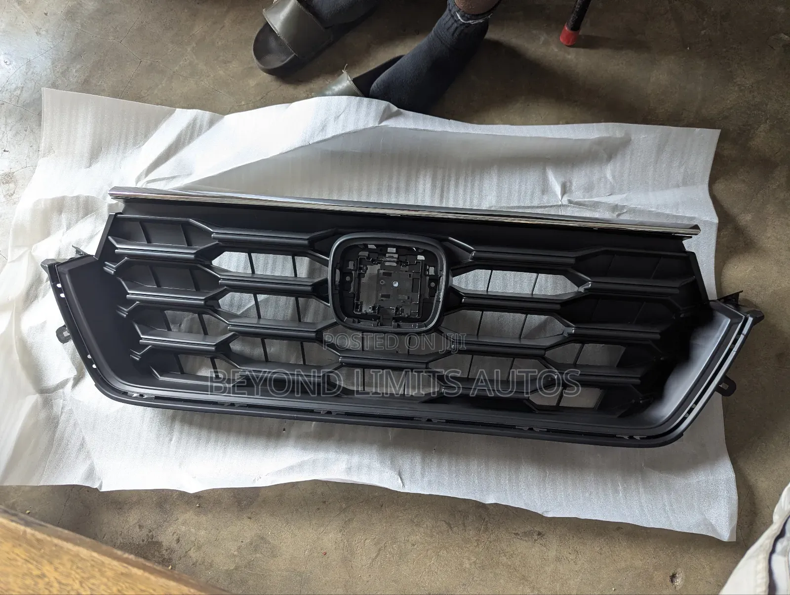 Honda CRV Cr-v 2023,2024,2025 Front Grille/ Top Grille/ Front Shell