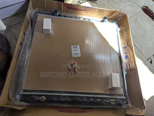 Toyota Tacoma 2004,2005,2006,2007,2008,2009,2010 Radiator/ Water Tank
