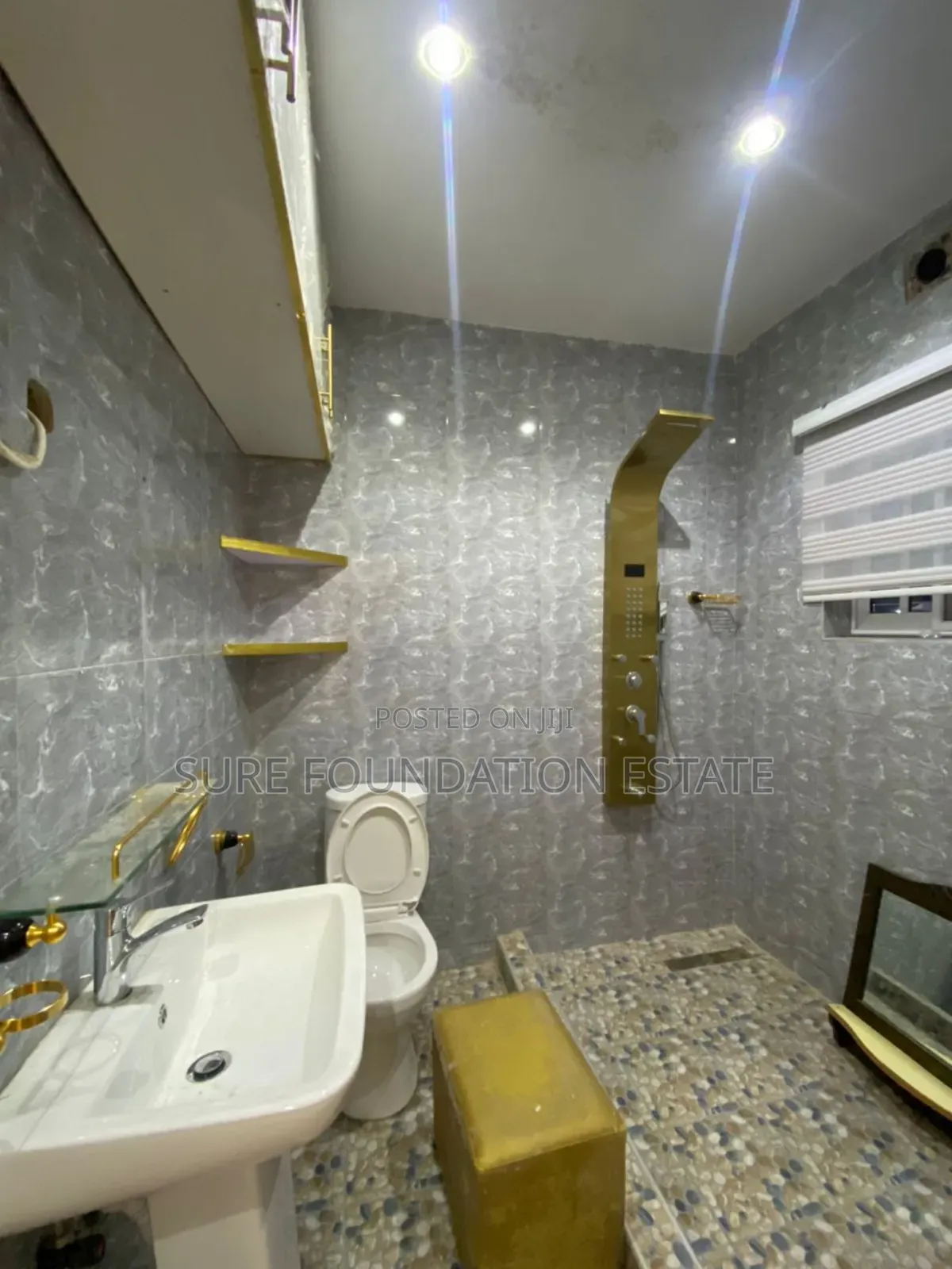 2bdrm Apartment in Dansoman for rent