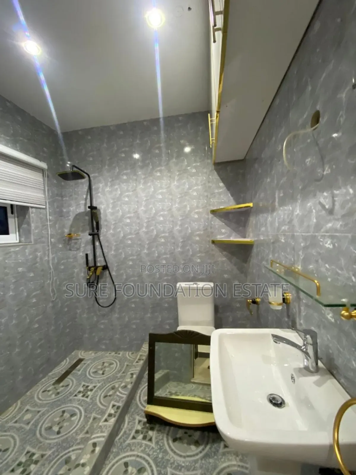 2bdrm Apartment in Dansoman for rent