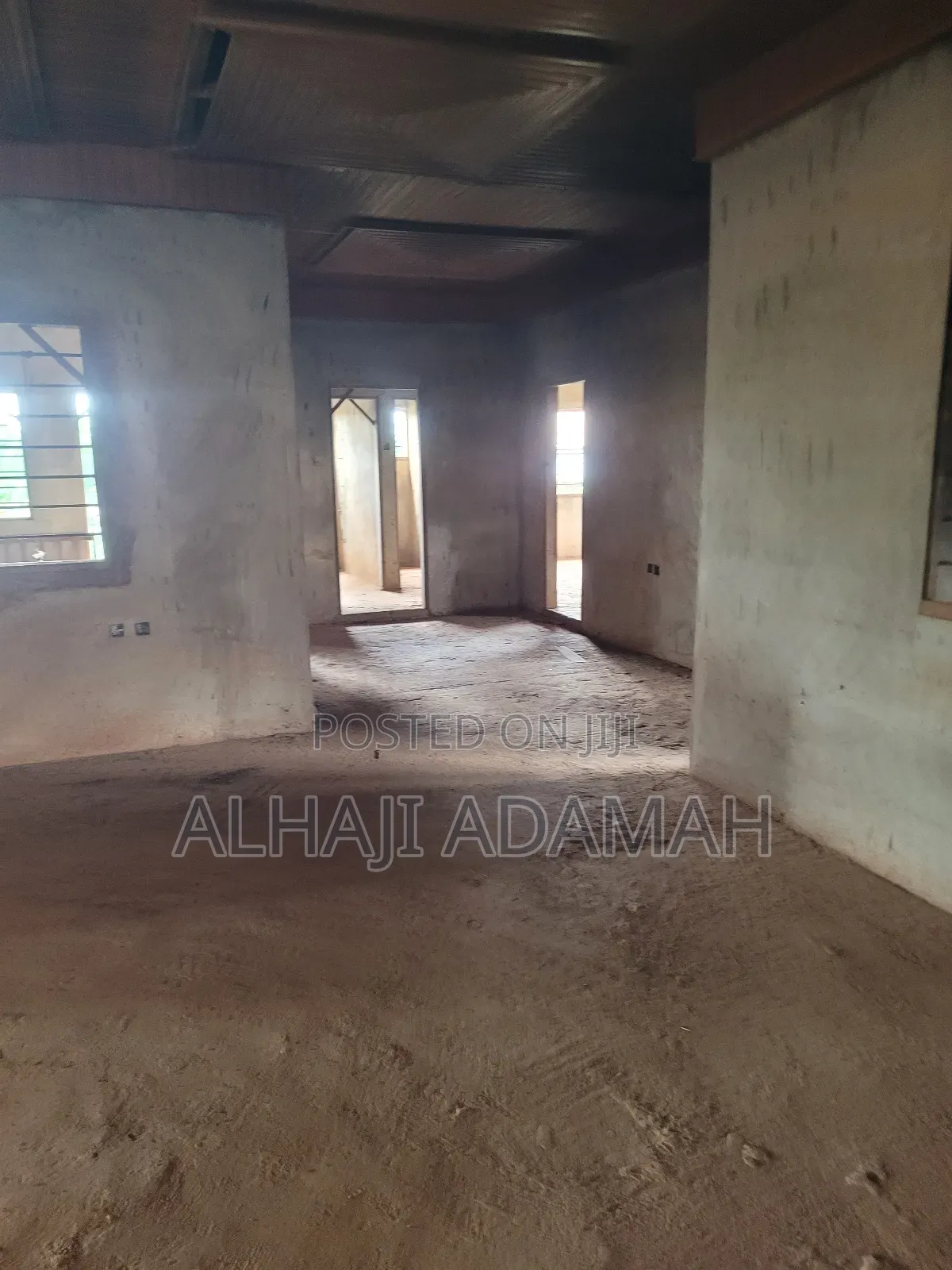 9bdrm House in Diamond City Estate, Atwima Kwanwoma for sale