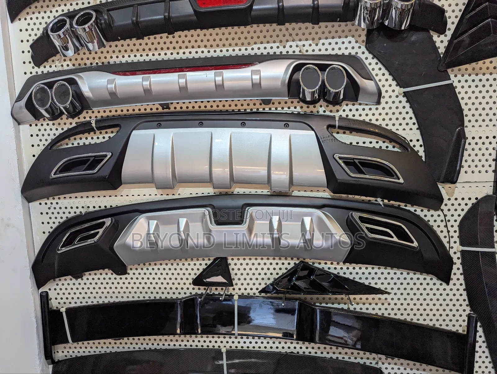 All Kinds of Cars Back Bumper Diffuser Available