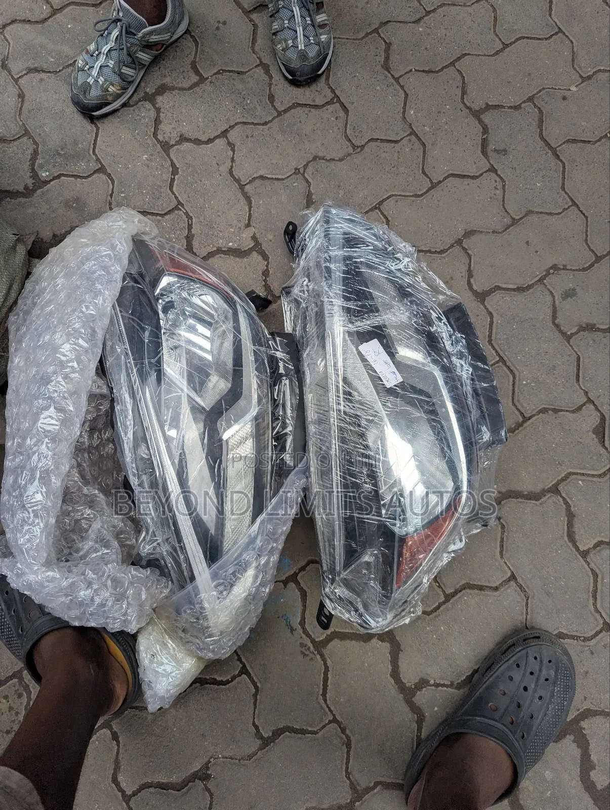 Nissan Sentra 2016,2017,2018 Head Light/ Headlight