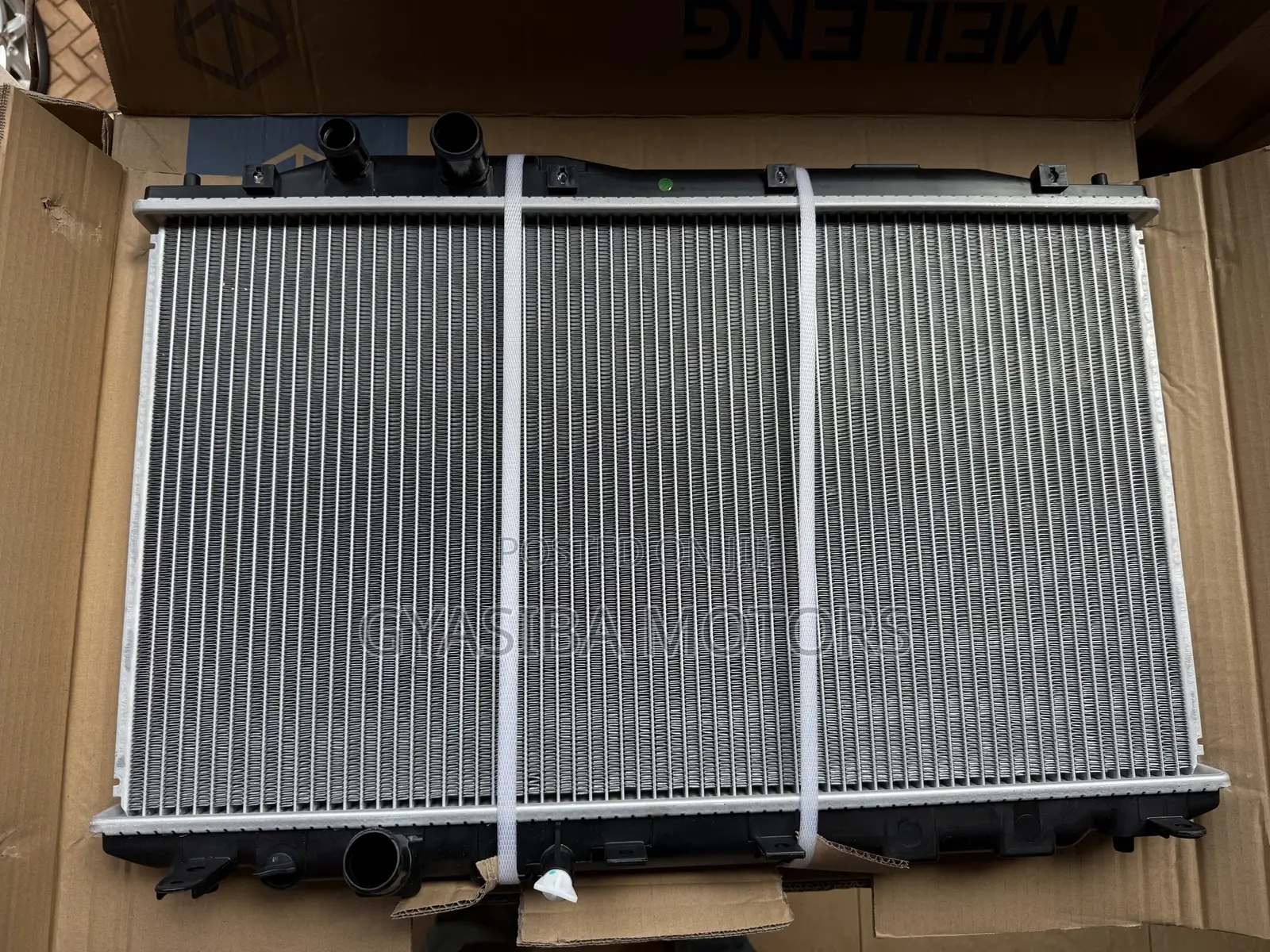 Honda Civic 2006 - 2011 Water Tank / Radiator