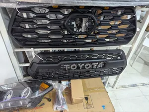 Toyota Tacoma 2016,2017,2018,2019,2020,2021,2022,2023 Front Grille
