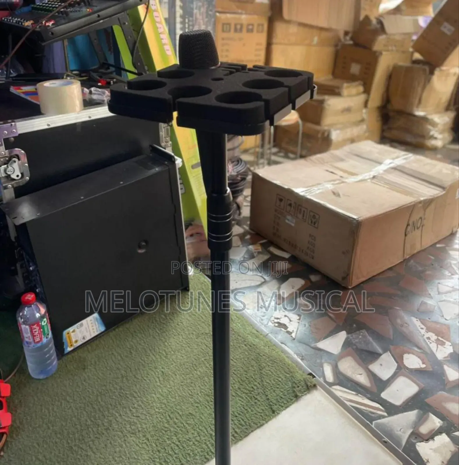 On-Stage Multi-Mic Holder With Stand