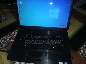 Laptop Dell Vostro 2520 4GB Intel Celeron SSD 128GB