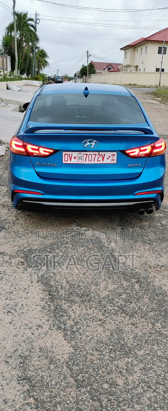 Hyundai Elantra Sport Sedan FWD (1.6L 4cyl 6M) 2017 Blue