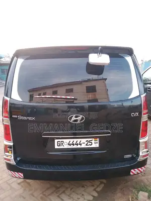 Mini Van - For Rent (11 Seater)
