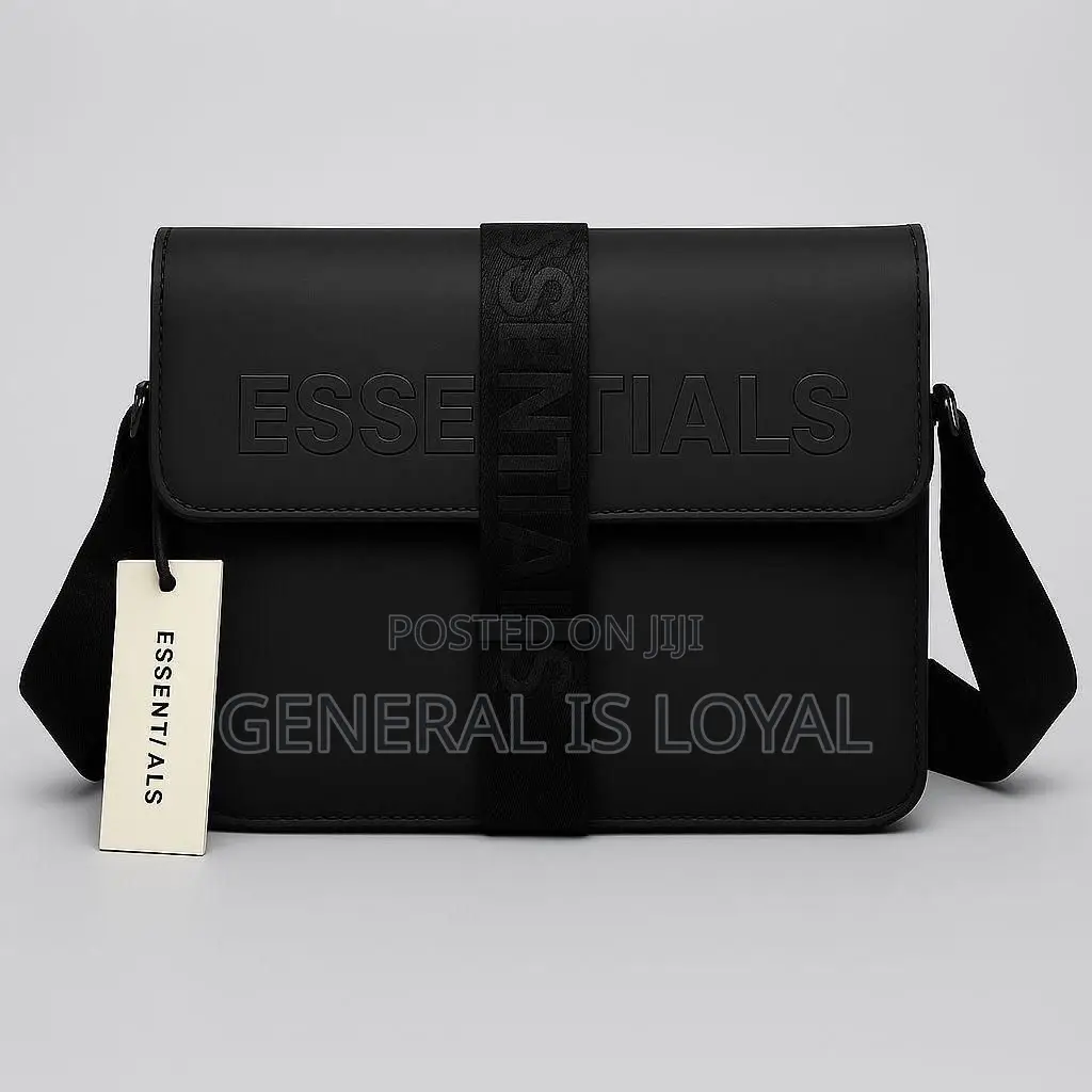 Essential Leather Men Side Bag