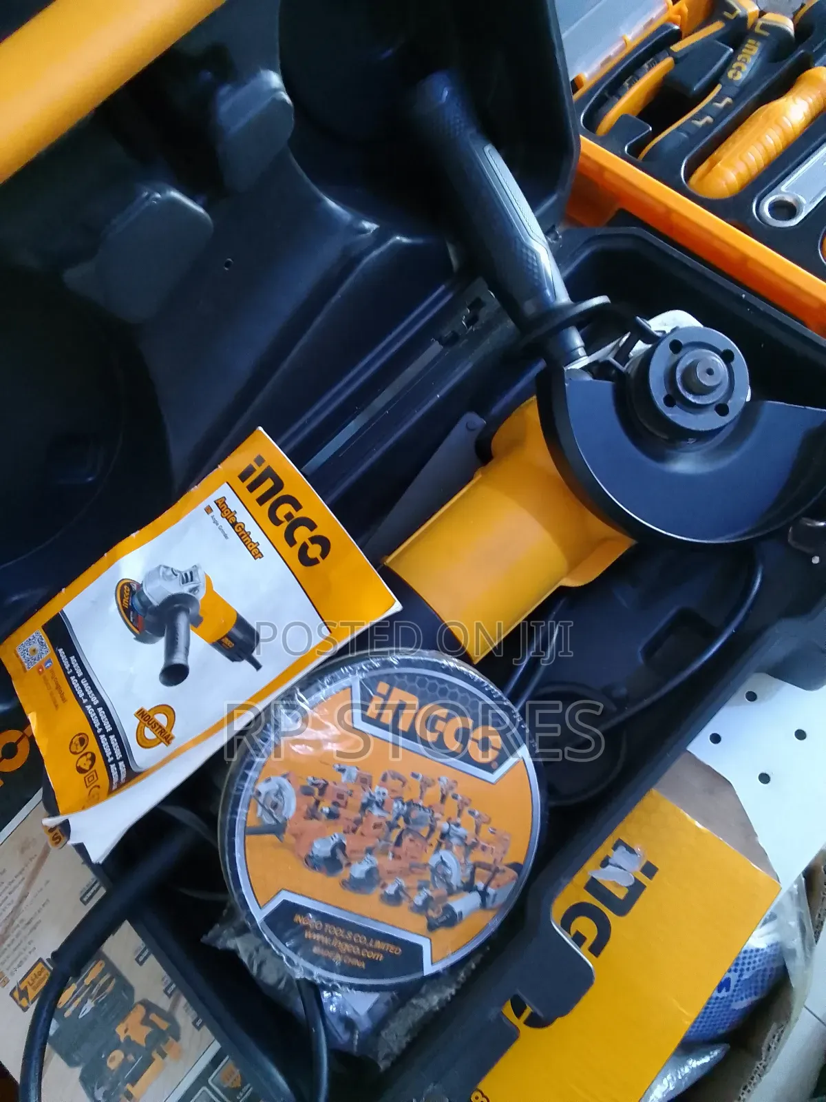 Ingco Angle Grinder 950w With Case and 10pcs Dics