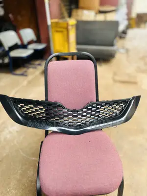 Yaris 2007-2008 Front Grill Se