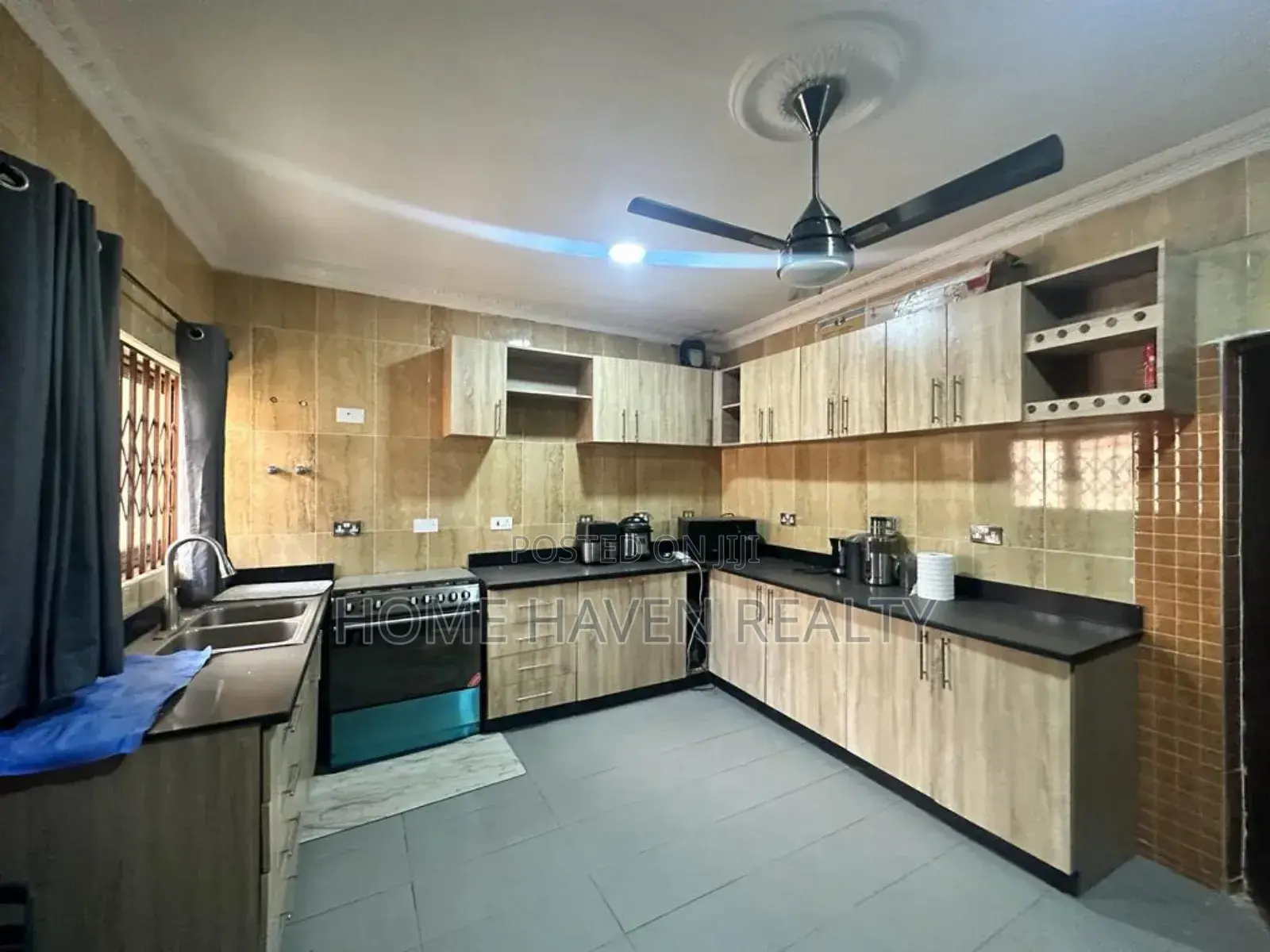 4bdrm House in Sawmill, Dome for sale
