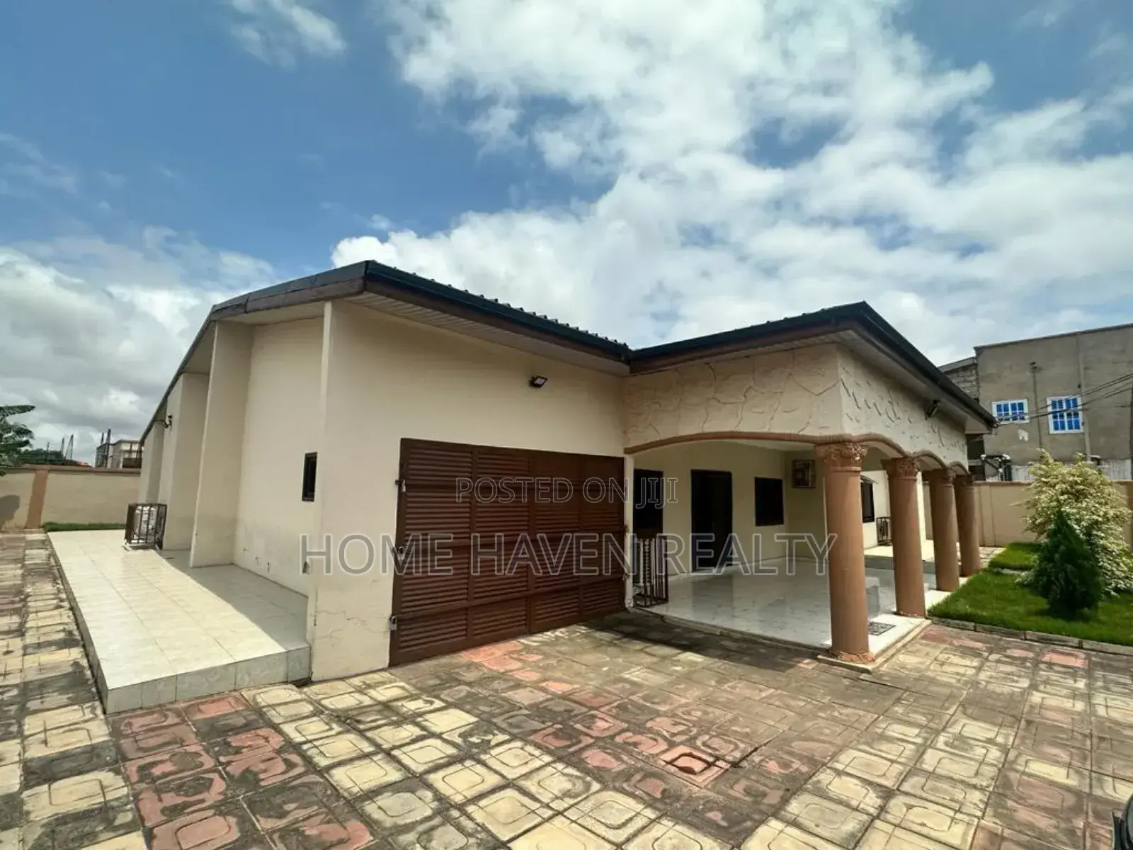 4bdrm House in Sawmill, Dome for sale