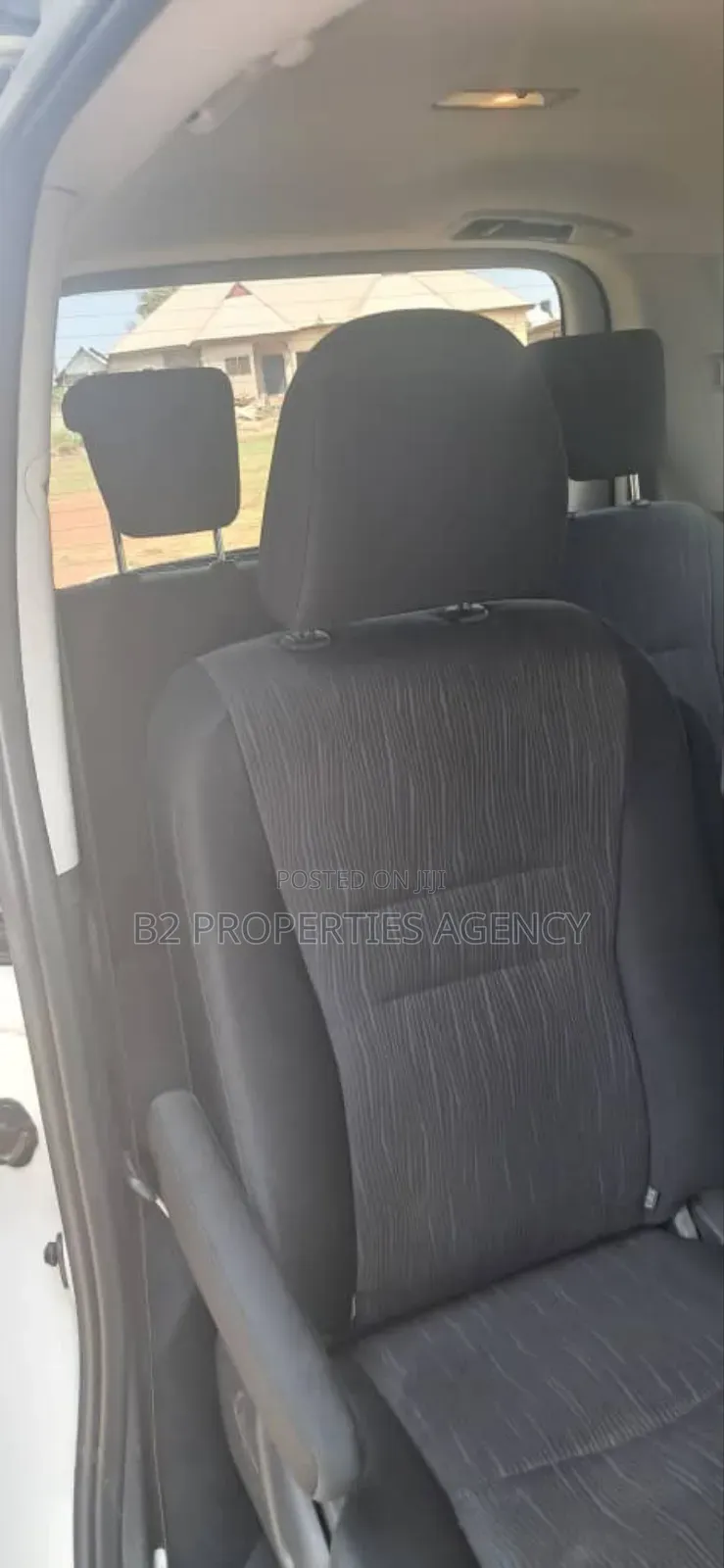 Toyota Voxy 2013 White