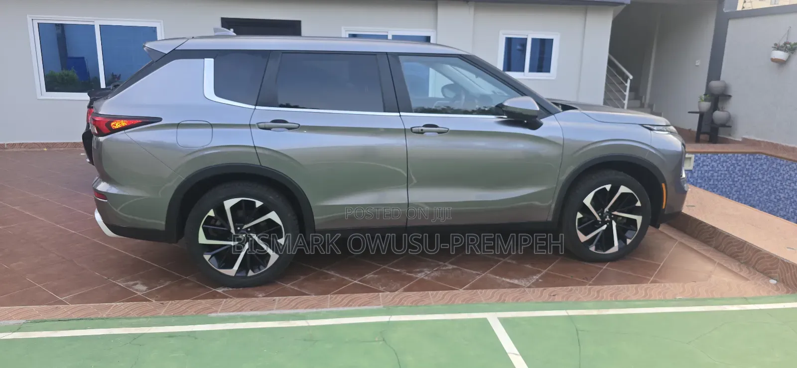 Mitsubishi Outlander SE 2024 Silver