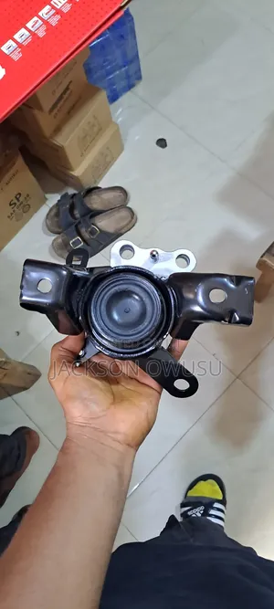Toyota Corolla 2009-18 Engine Seat