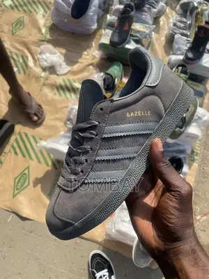 Adidas Gazelle Sneakers
