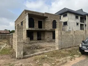 5bdrm House in Ejisu Krapa for sale