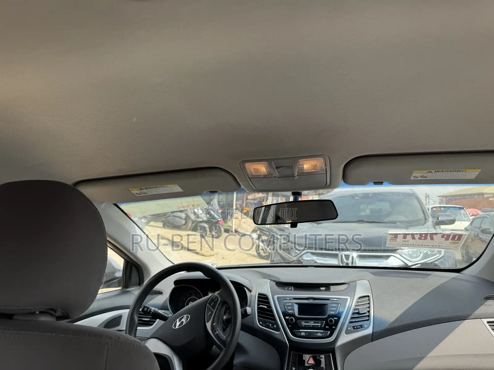 Hyundai Elantra SE Sedan FWD (1.8L 4cyl 6M) 2016 Silver