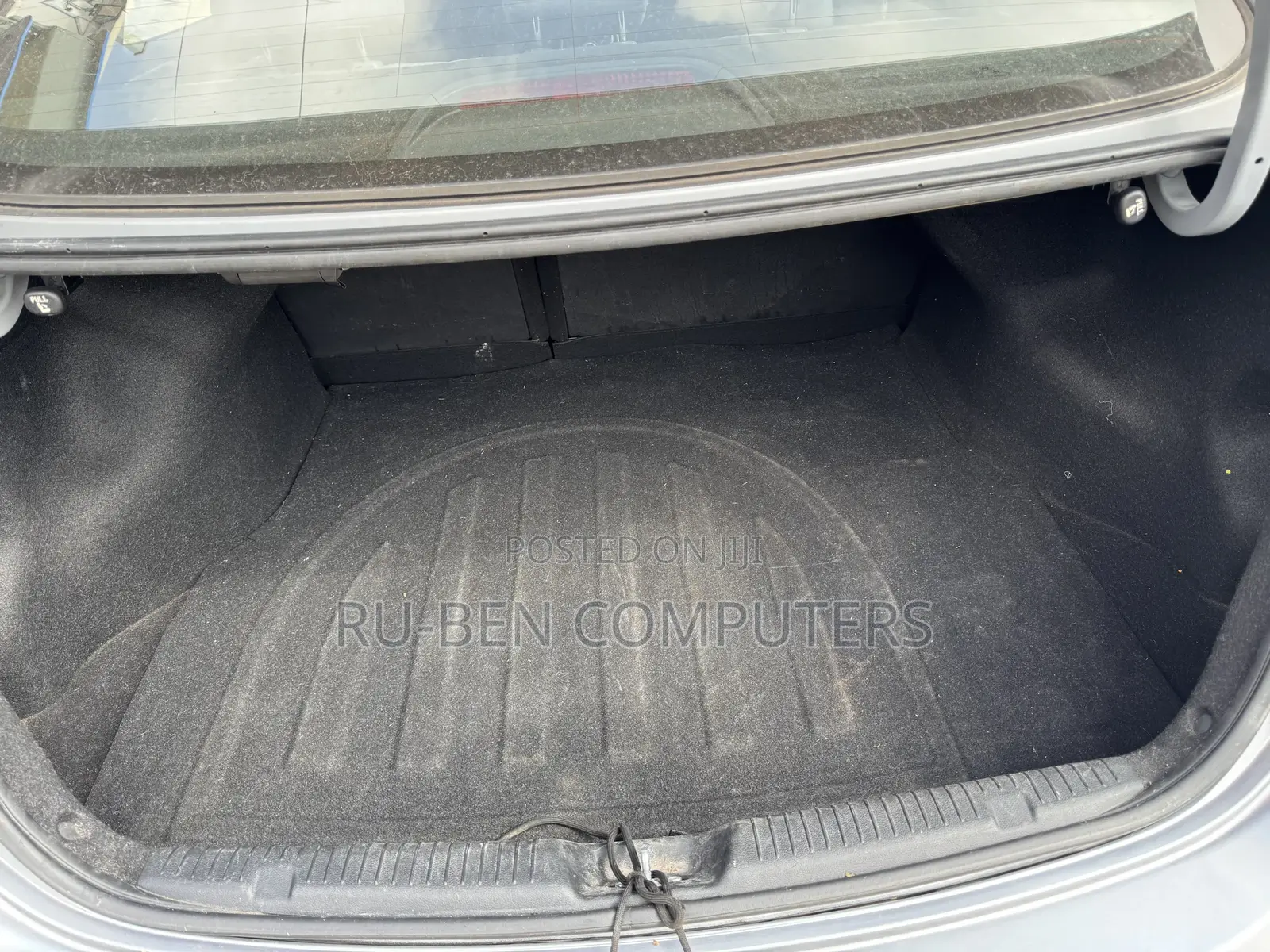 Hyundai Elantra SE Sedan FWD (1.8L 4cyl 6M) 2016 Silver