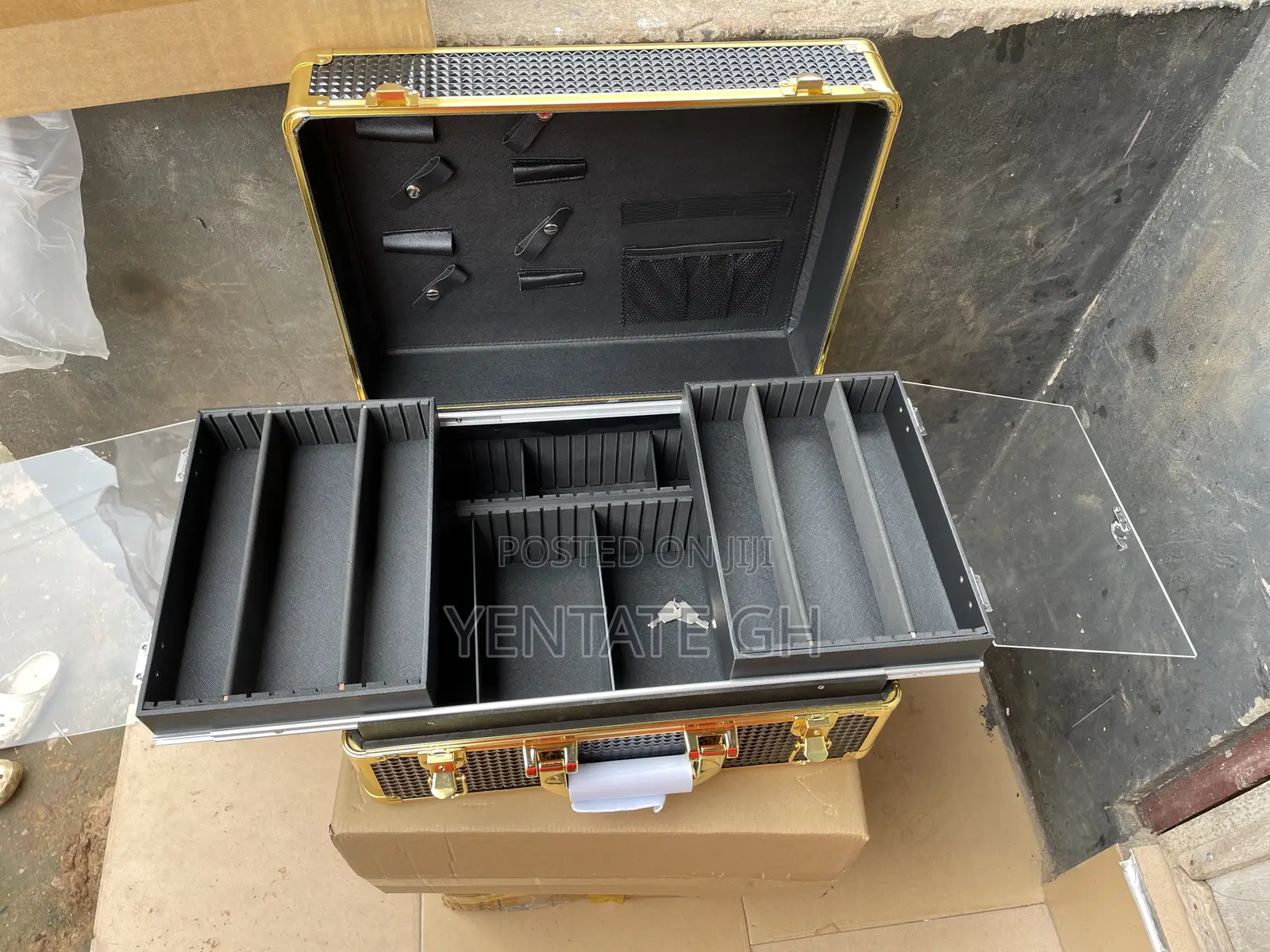 Barber Suit Case