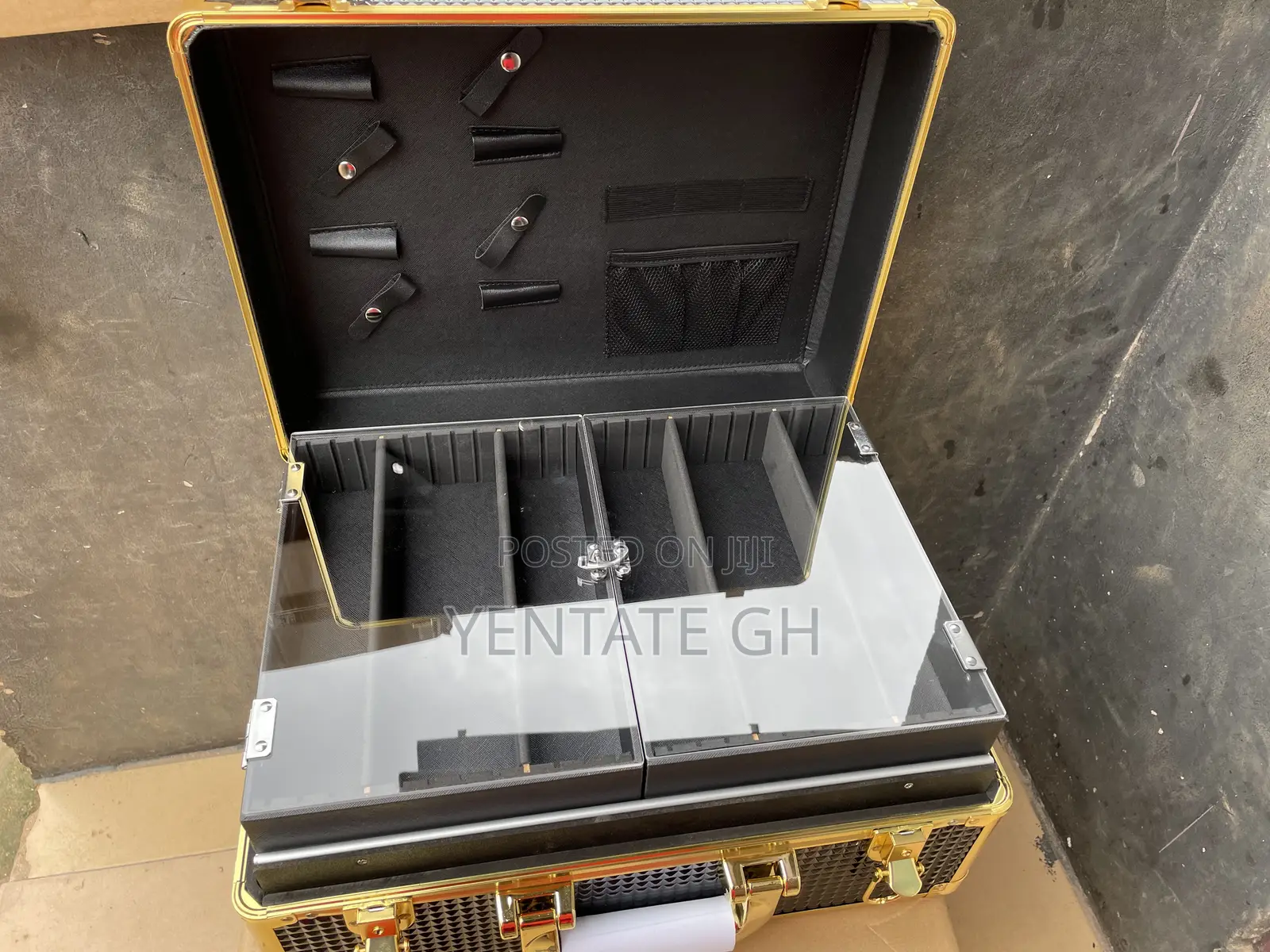 Barber Suit Case