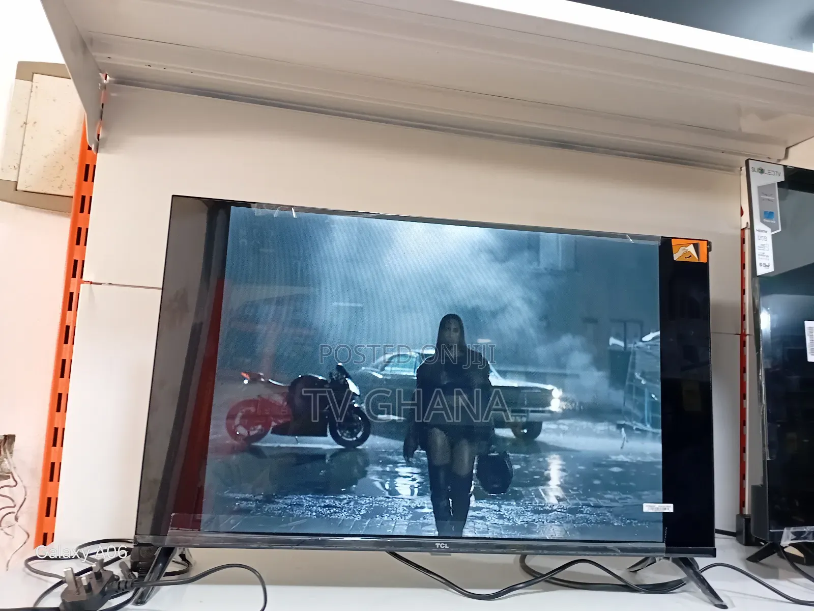 TCL 32" Google Tv – Perfect for Small Spaces