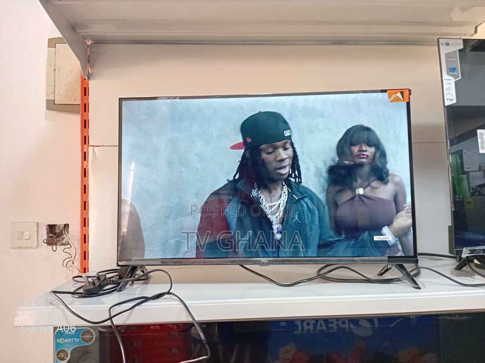 **Brand New TCL 32" Android Tv – Wi-Fi + Apps